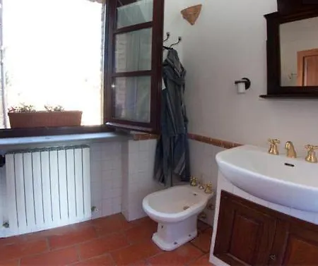 Piegaro Sleeps 4 Pool Wifi